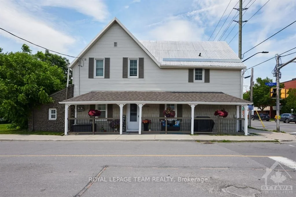 Duplex in Stittsville - Munster - Richmond