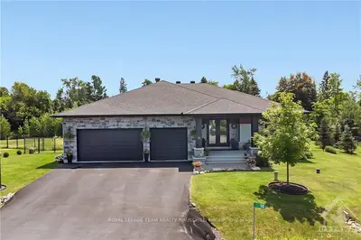 Detached in Manotick - Kars - Rideau Twp and Area