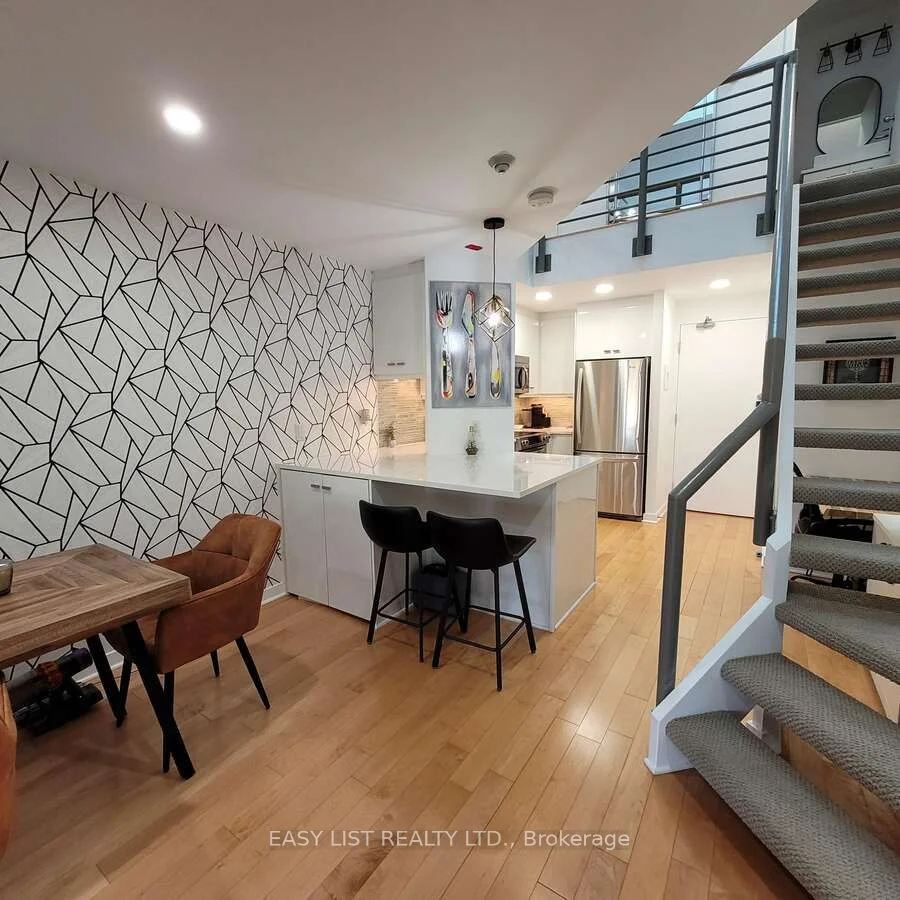202 ST PATRICK Street 27, Lower Town - Sandy Hill, ON K1N 5K3