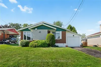 Detached in North Glengarry