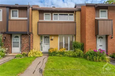 Condo Townhouse in Beacon Hill North - South and Area