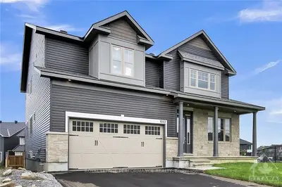 Detached in Blossom Park - Airport and Area