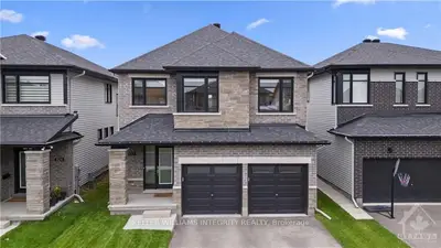 Detached in Orleans - Convent Glen and Area