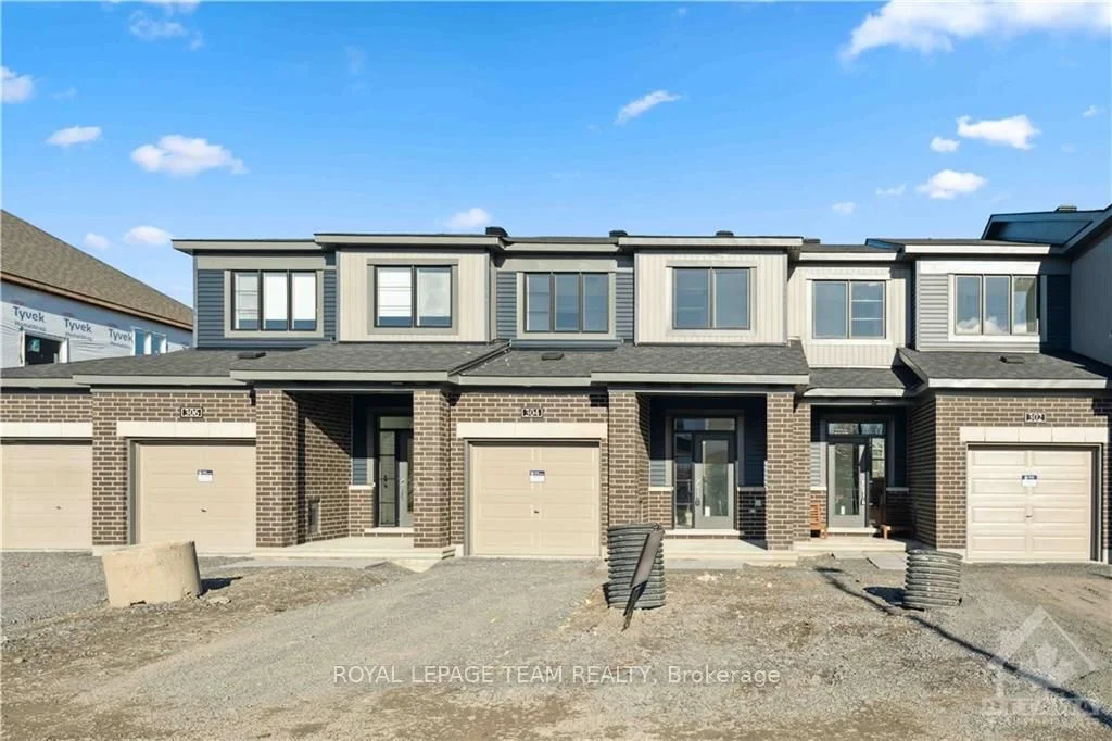 Att/Row/Townhouse in Orleans - Cumberland and Area