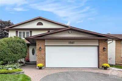 Detached in Orleans - Convent Glen and Area