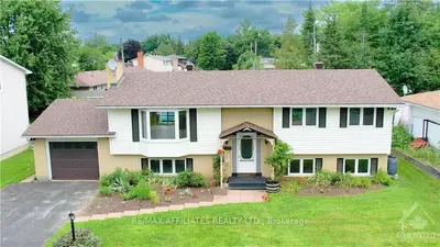 Detached in Stittsville - Munster - Richmond