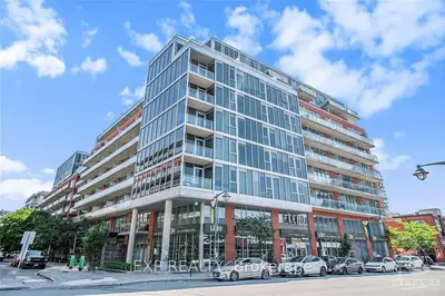 Condo Apartment in Ottawa Centre