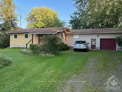 13688 Pigeon Island Road, South Dundas, ON K0C 1M0