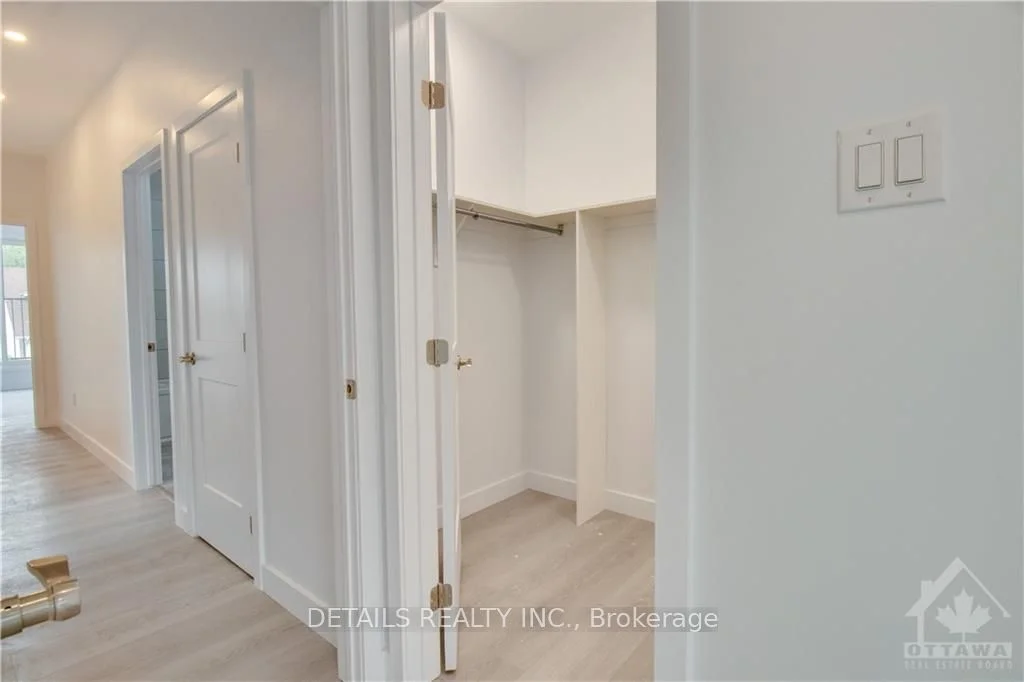 135 DUFORD Street A, Vanier and Kingsview Park, ON K1L 6Z5