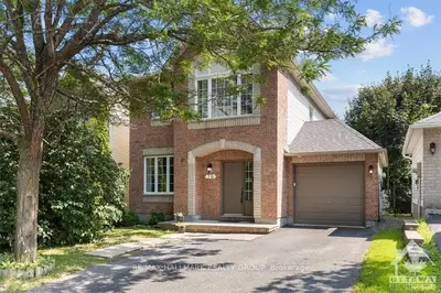 Detached in Kanata