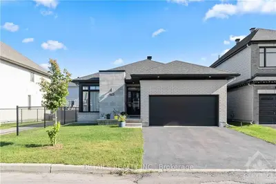Detached in Blossom Park - Airport and Area