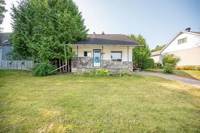 Detached in Deep River