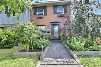 14 Monterey Drive, South Of Baseline To Knoxdale, On K2h 7a6