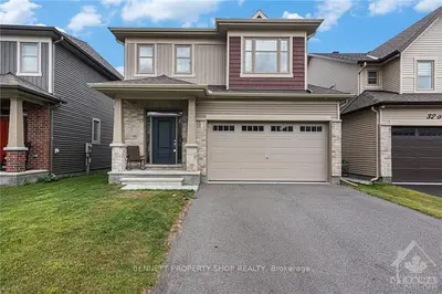Detached in Blossom Park - Airport and Area