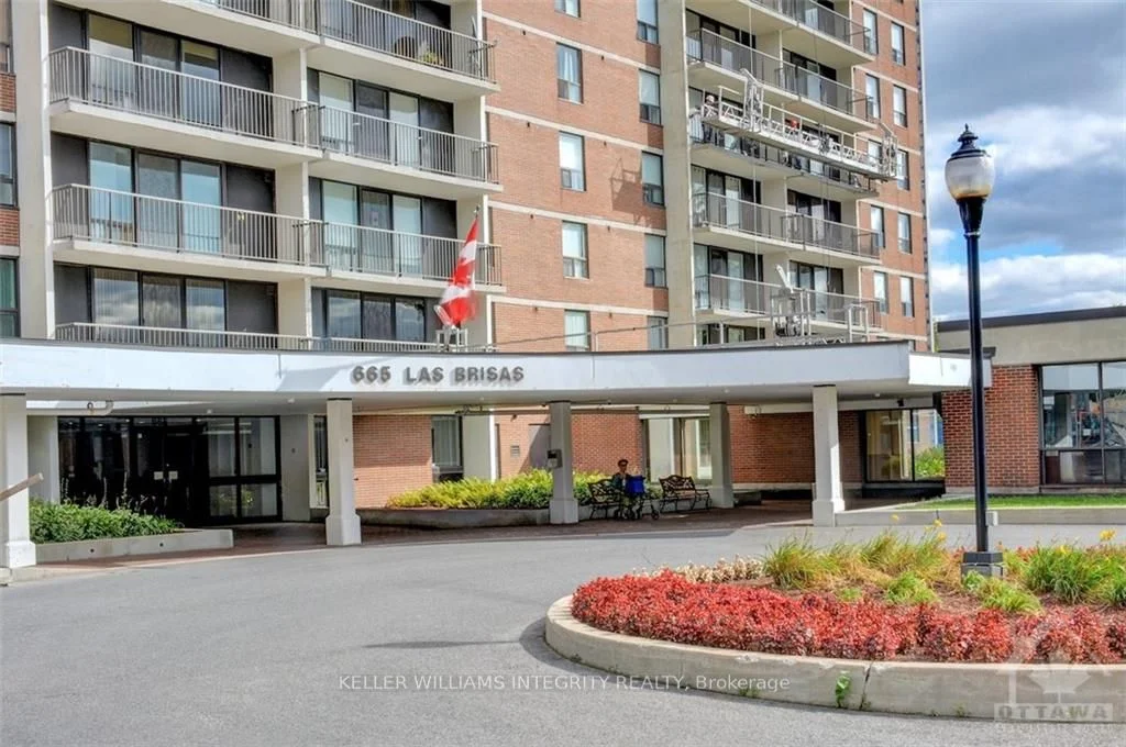 Condo Apartment in Overbrook - Castleheights and Area