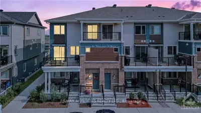 Condo Apartment in Kanata