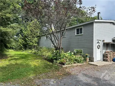 126 White Road, Drummond/north Elmsley, On K7c 3p1