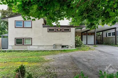 Detached in Belair Park - Copeland Park and Area