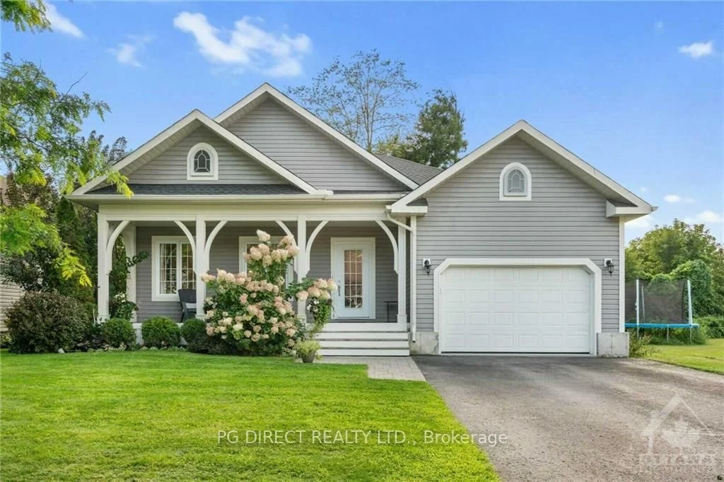 Detached in Prescott