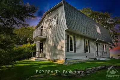 Detached in Constance Bay - Dunrobin - Kilmaurs - Woodlawn