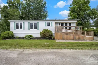 31 Cassell Lane, Rideau Lakes, On K7a 4s5