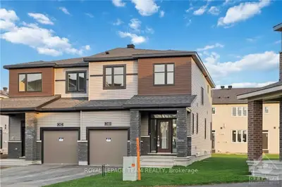 Semi-Detached in Kanata