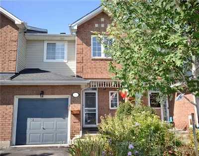 909 Markwick Crescent, Orleans - Cumberland And Area, On K4a 4j1
