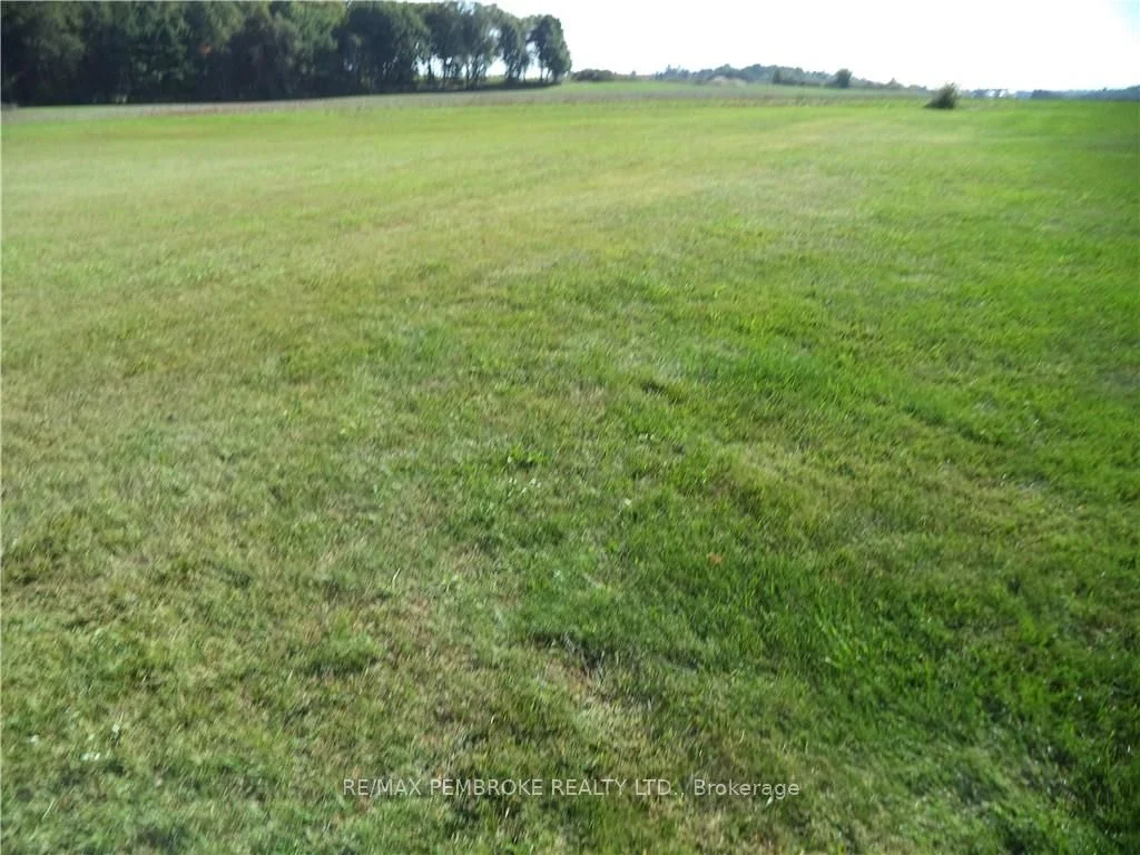 2425 BEACHBURG Road, Whitewater Region, ON K0J 1C0