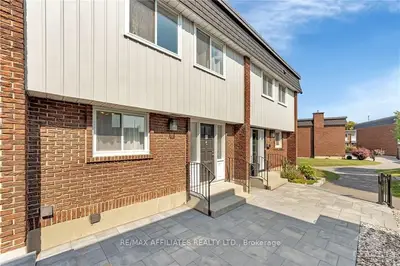 Condo Townhouse in Alta Vista and Area