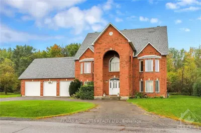 Detached in Orleans - Cumberland and Area