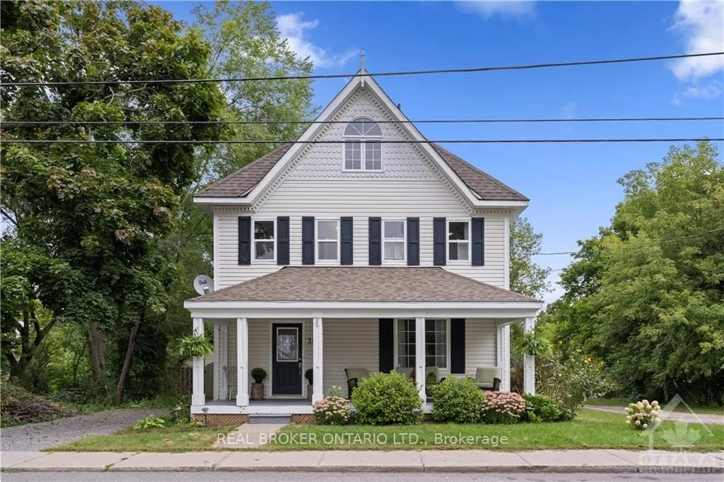 Detached in North Grenville