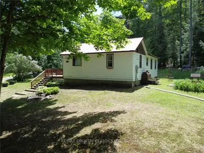 39260a Combermere Road, Madawaska Valley, On K0j 1l0