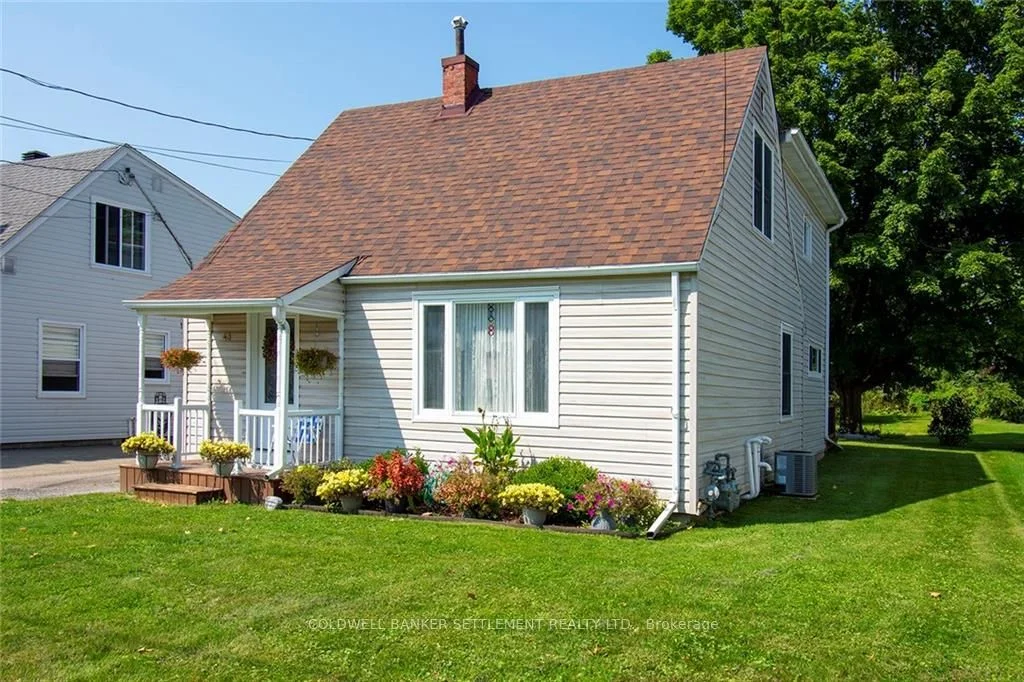 Detached in Perth