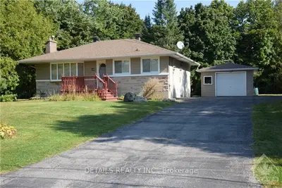 Detached in Stittsville - Munster - Richmond