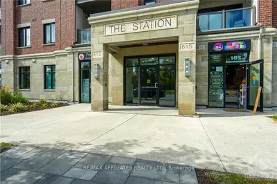 Condo Apartment in Barrhaven