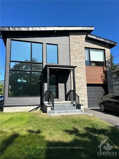 Detached in Overbrook - Castleheights and Area