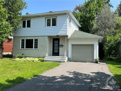 Detached in Elmvale Acres and Area