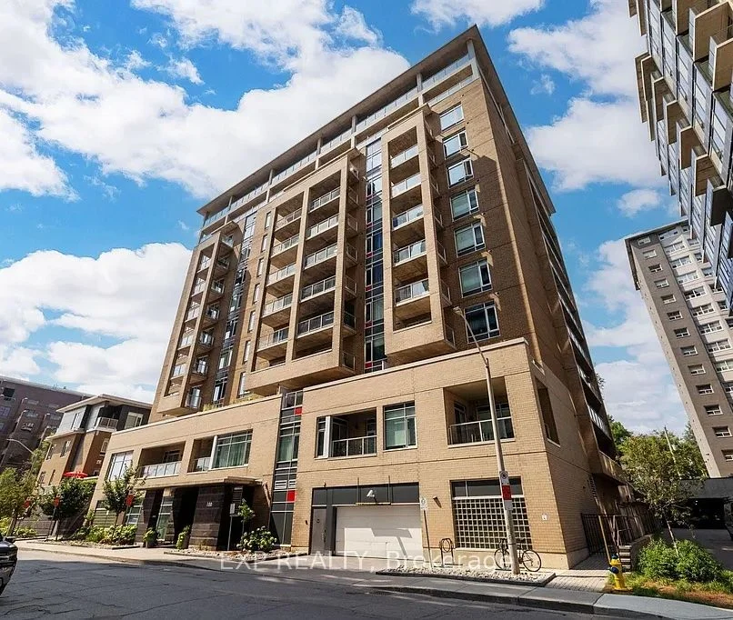 Condo Apartment in Dows Lake - Civic Hospital and Area