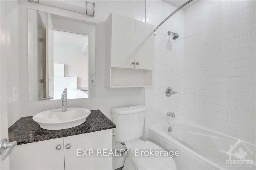 100 Champagne Avenue 1004, Dows Lake - Civic Hospital and Area, ON K1S 4P4