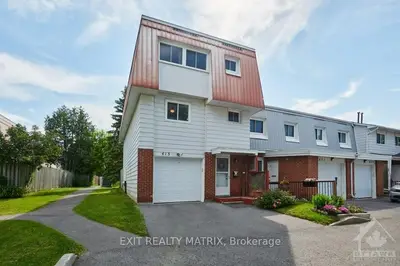 Condo Townhouse in Overbrook - Castleheights and Area
