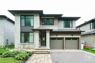 Detached in Blossom Park - Airport and Area