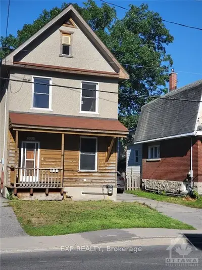 Detached in West Centre Town