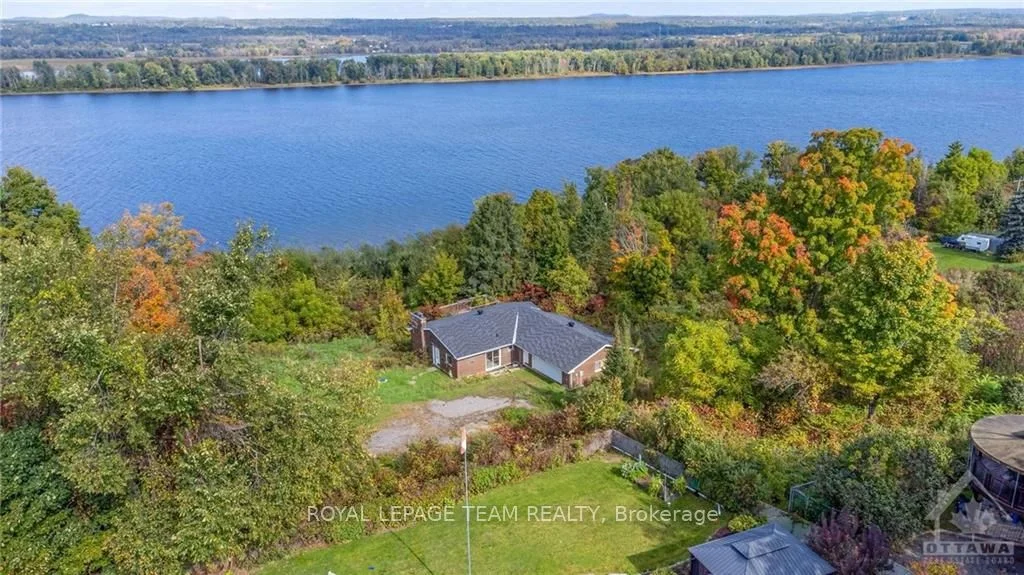 Detached in Orleans - Cumberland and Area