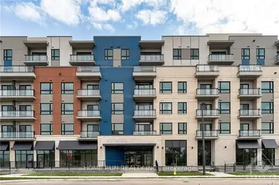 Condo Apartment in Manor Park - Cardinal Glen and Area