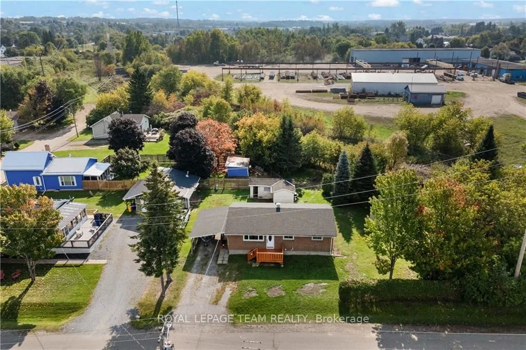 Detached in Pembroke