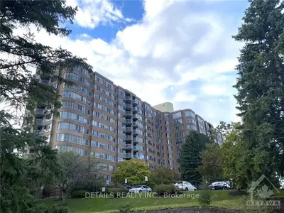 Condo Apartment in Cityview - Parkwoods Hills - Rideau Shore