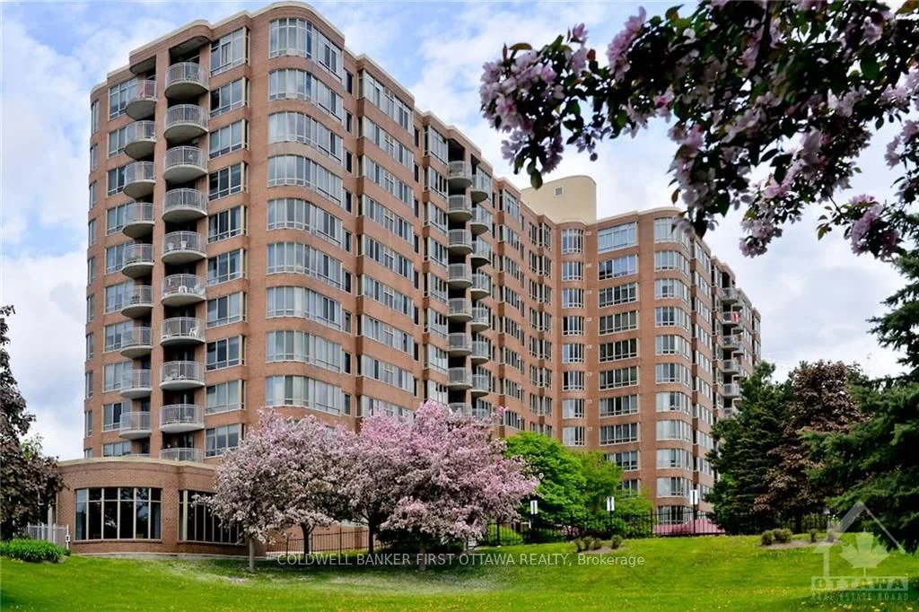 Condo Apartment in Cityview - Parkwoods Hills - Rideau Shore