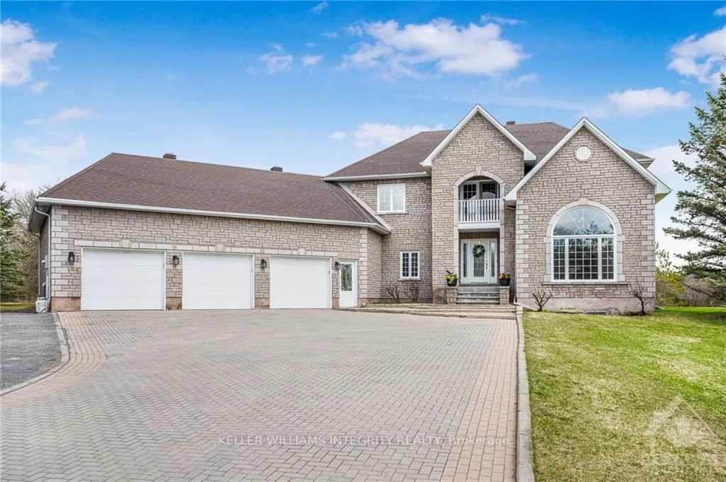 Detached in Orleans - Cumberland and Area