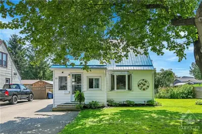 Detached in Smiths Falls