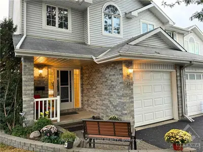 Att/Row/Townhouse in Barrhaven